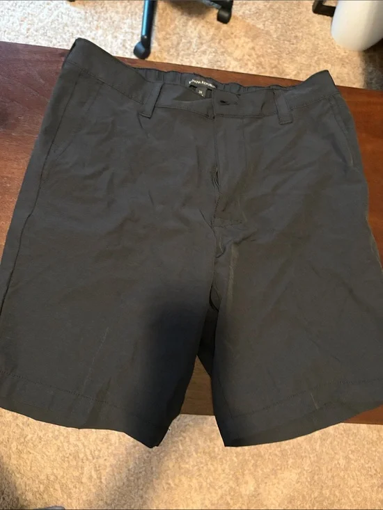 Banana Republic Men's Flat Front Black Shorts