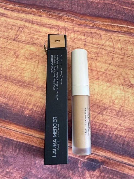 laura mercier Real Flawless Concealer - 3W1 Natural Beige