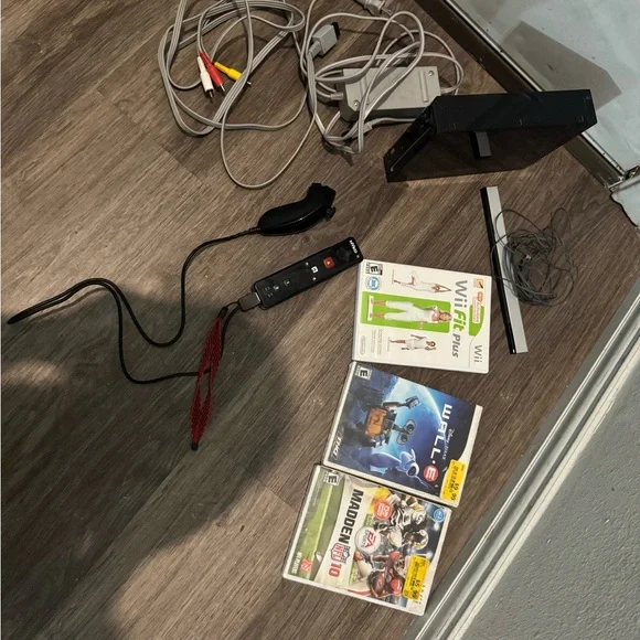 Nintendo Black Wii Console with Essential Accessories