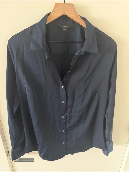 Banana republic satin Navy Long-Sleeve Button-Up dress Shirt
