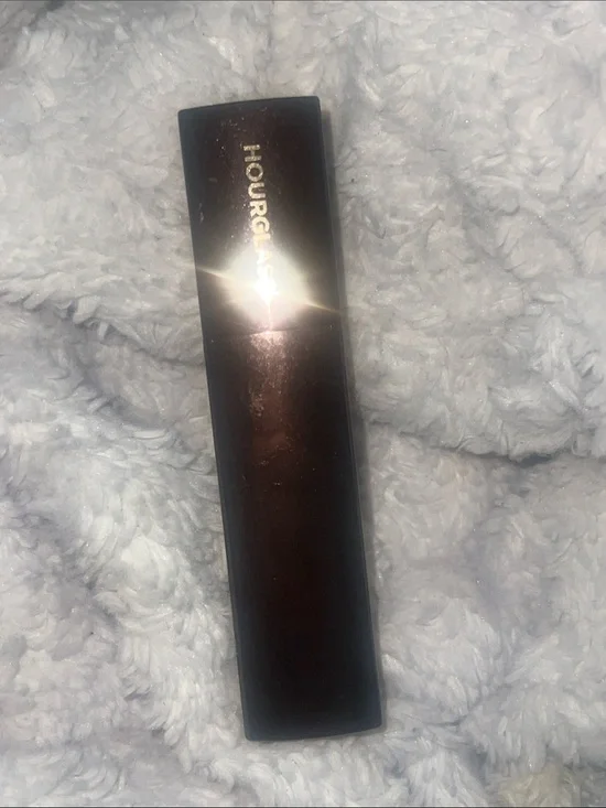 Hourglass Vanish Concealer Stick - Shade 4