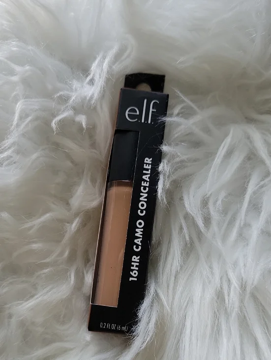 NWT e.l.f. 16HR Camo Concealer - 