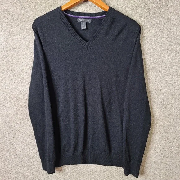 Banana Republic Sweater Mens L Tall Black V Neck Merino Wool Long Sleeve Casual