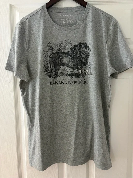 Men’s Banana Republic Graphic Tee