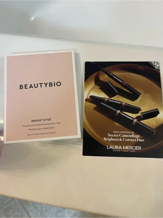 Laura Mercier Secret Camouflage Brighten & Correct Duo Concealer - Brown