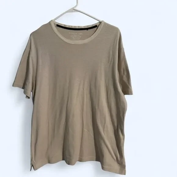 Banana-republic Men's Tan and Cream T-shirt