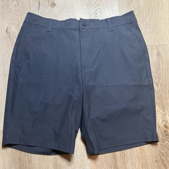 Banana Republic Men's‎ Comfort Flat Front Striped Short, Blue 36