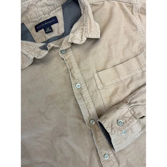 Banana Republic Corduroy Shirt Mens Small Button Up Tan Long‎ Sleeve Cotton VTG