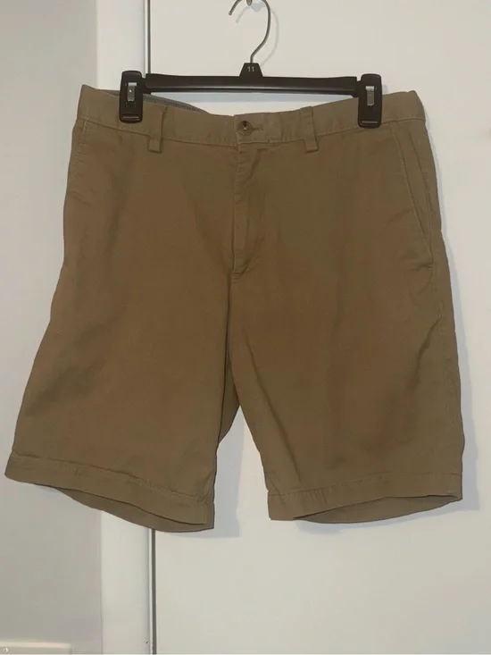Banana Republic Aiden Men’s Khaki Chino Shorts Size 31 Flat Front Casual