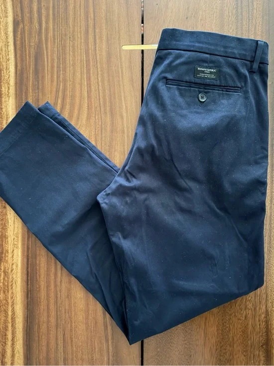 Banana Republic Men's Dark Navy Dress Pants