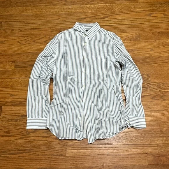 BANANA republic Mens button down Size Small