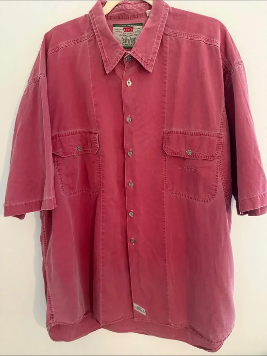Levi's Vintage 90s Men's Short-Sleeve Button-Up Shirt - Faded Red 100% Cotton