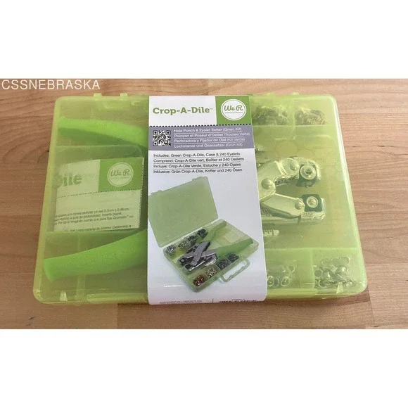 We R Memory Keepers Crop-A-Dile Hole Punch & Eyelet Setter Green Kit Case‎ New