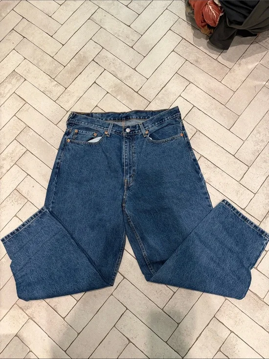 Levi's Men's Dark Blue Relaxed Fit Jeans