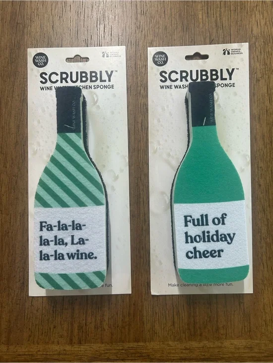 “Fa-la-la-la-la, La-la-la wine” and “Full of holiday cheer” 🍷🧽 kitchen sponges 🆕