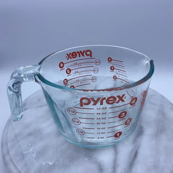 Pyrex 4 Cup Glass Measuring Cup Clear Red Markings 32oz Handle Spout USA Vintage