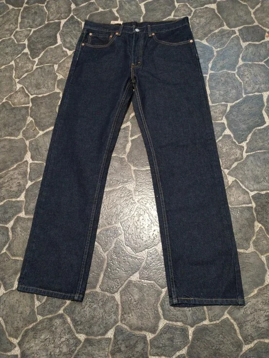 LEVIS 505 regular fit straight leg mens jeans 34 x 32 NWT VINTAGE