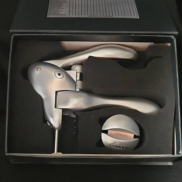 Rabbit‎ Silver Corkscrew Tool Set for Effortless Wine Opening