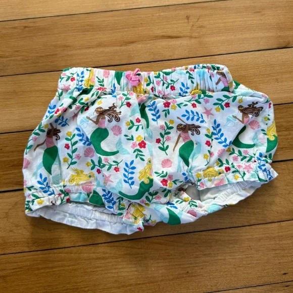 Baby‎ Boden mermaid print infant shorts
