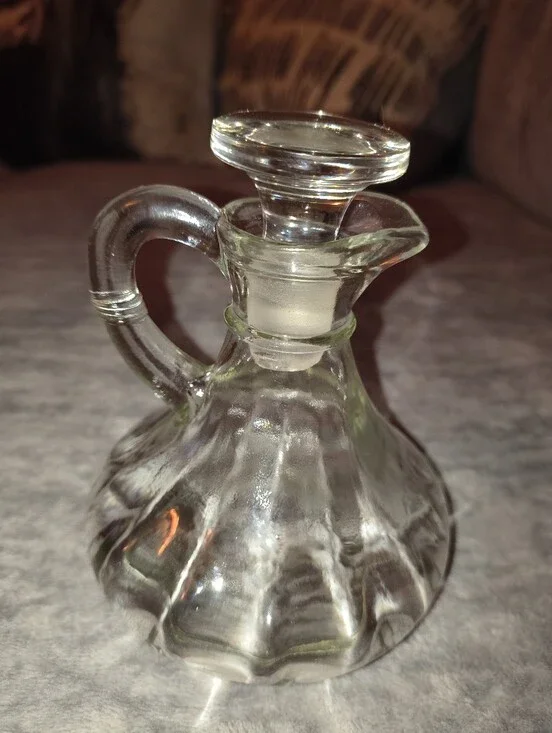 Clear Glass Cruet with Stopper