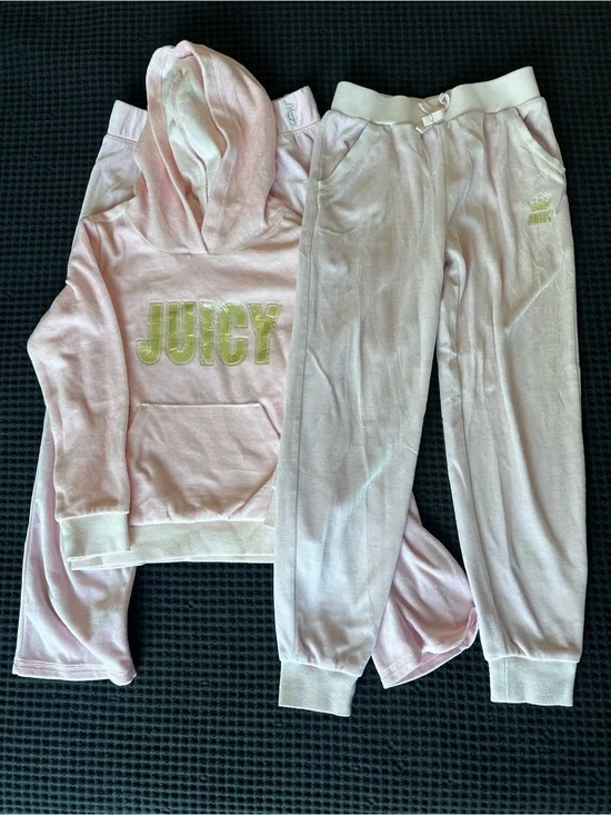 3 Listings 15$! Girls Juicy Couture Set