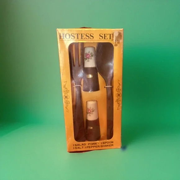 Vtg Hostess Set‎ Salad Fork Spoon Salt & Pepper Shakers New In Box MCM Japan