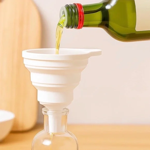 💞 New Flexible & Collapsible White Silicone Kitchen Funnel