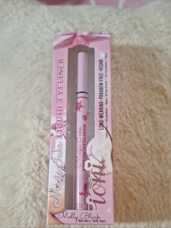 IONI Black Pink Liquid Eyeliner - Smooth Precise Application..BLACK