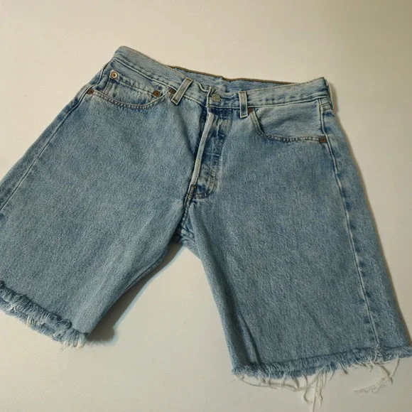 VTG 90s Levi's 501 Shorts Mens 30 Blue fringe Denim Cut Off Button Fly‎ Raw Hem
