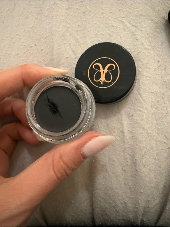 Anastasia Black Gel Eyeliner Pot- jet black