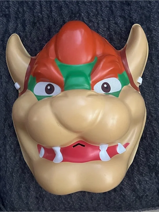 2015 Nintendo Bowser Mask