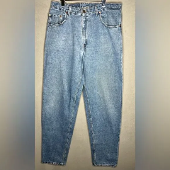 Vintage 560 Levi’s Made in Usa Size W38 L36 Loose Fit Tapered Leg Men’s