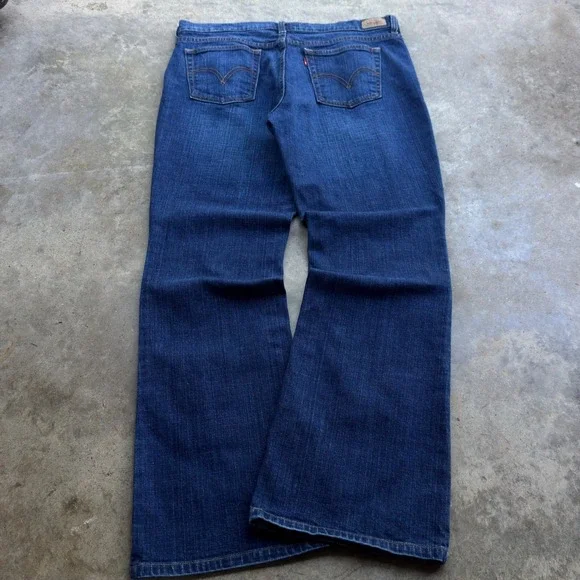 Vintage Y2K Levis 515 Bootcut Jeans Workwear Gorpcore Blue 36x32 (f7)