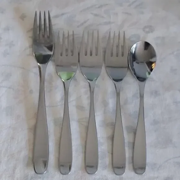 International Sophisticate Stainless 5 Pieces Dinner Salad Forks Teaspoon Taiwan