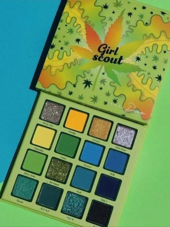 Kara Beauty Girl Scout Shadow Palette
