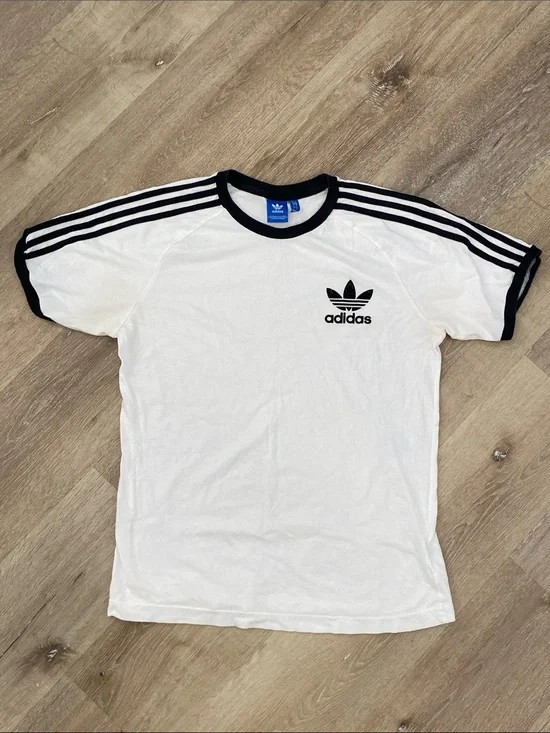 Vintage Y2K white adidas black three stripe velvet logo tee Large streetwear ♠️