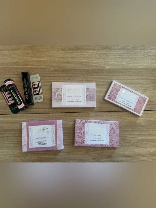 6pc bundle of Laura Geller eyeshadow palettes, travel faces & mascara! New n Box