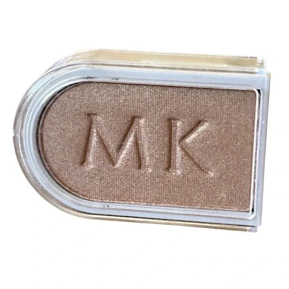 Mary Kay Signature LUCKY PENNY 8854 BRONZE Eye Shadow Color .09 oz - Retired MK‎