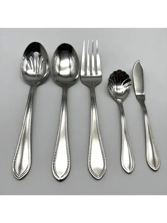 Reed & Barton Tradition Tanglewood 5 Piece Hostess Set Serving Spoon