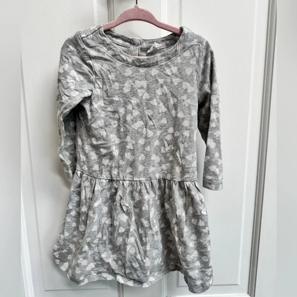 GAP Girls Size 4 Gray Heart Pattern Long Sleeve Kids Casual Dress