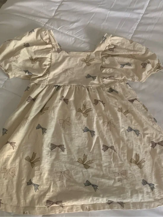 Rylee + Cru Cream Bow-Print Puff Sleeve Dress