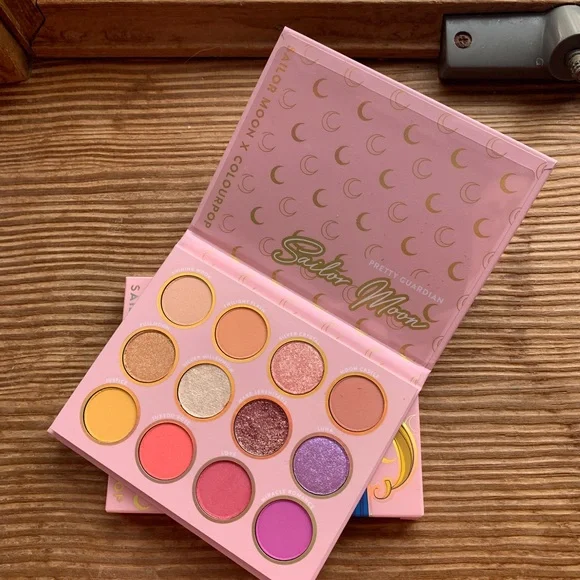 🎉HP🎉New ColourPop Sailor Moon Eyeshadow Palette