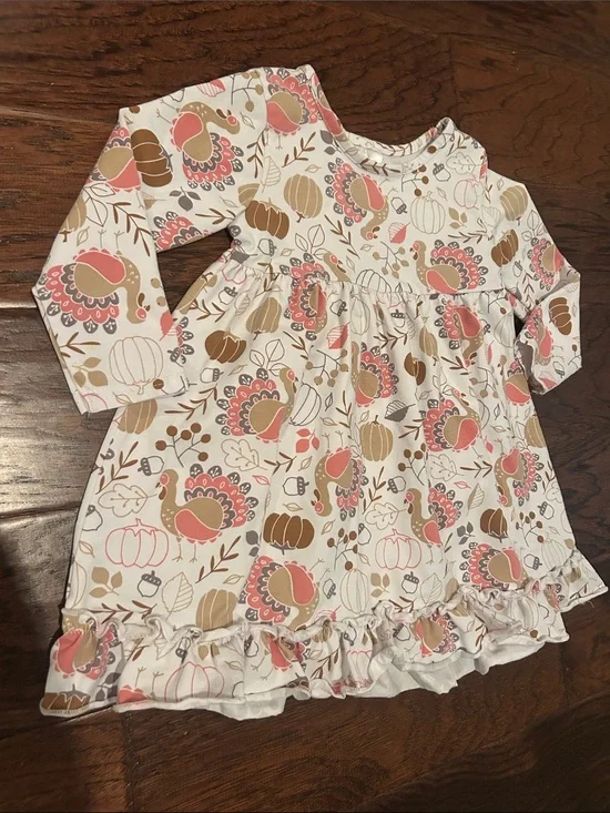 Stitchy Fish Cream Long-Sleeve Pumpkin & Turkey Print Dress