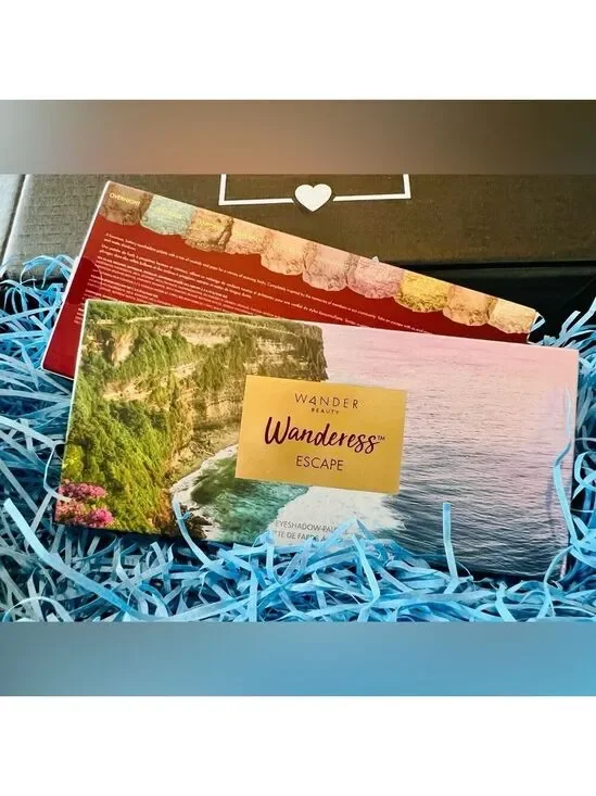 NIB Wander Beauty Wanderess Escape Eyeshadow Palette