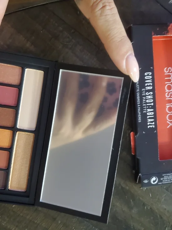 Smashbox Cover Shot Ablaze Eyeshadow Palette — Gold, Copper, Brown, Peach, Cream