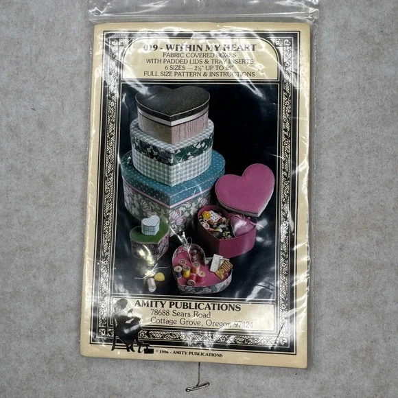 Vintage Amity Within My Heart Fabric Covered Boxes Sewing Pattern 6‎ Sizes