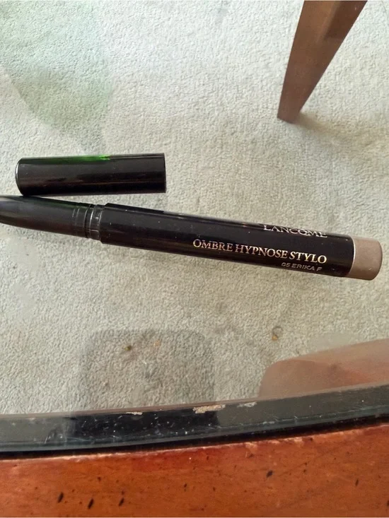 🗽Lancôme Ombre Hypnose Stylo Cream Eyeshadow Stick - Erika (Taupe)