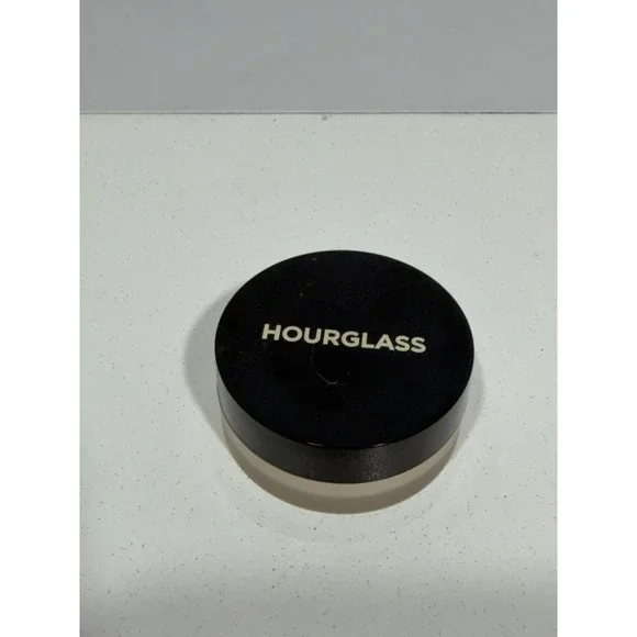 Hourglass Veil Translucent Setting Powder Travel Mini 0.03oz 0.9g Loose Powder