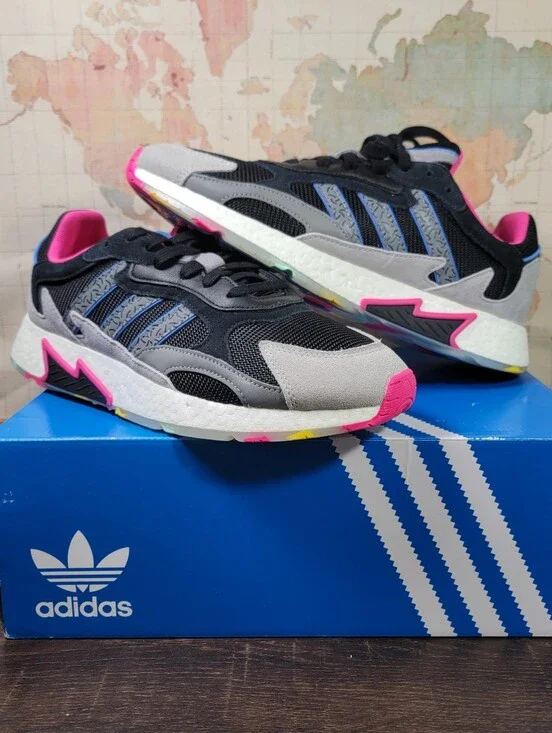 BRAND NEW Adidas Tresc Boost Run Black/ Pink Men's Size 11.0