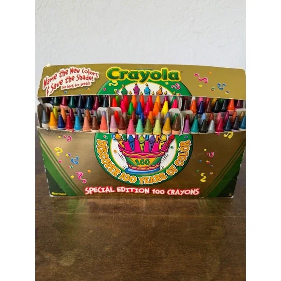 Vintage Crayola Special Edition 100 Crayons Gold Box 2002 Binney & Smith